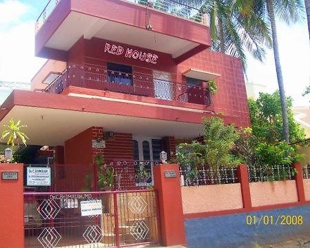 Red House Yoga Center Appartement Mysore Buitenkant foto